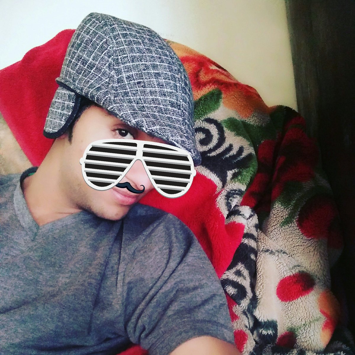 Avtaar62716359's tweet photo. @RapUp  #zyada abhi kiya nahi. Hai #yakeen  khud par
Tabhi galat #faisla lia nahi https://t.co/D6KYZIbDhc