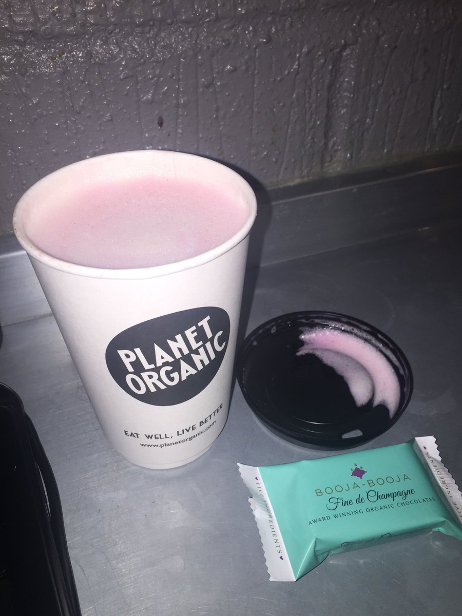 ReCreateHub's tweet image. My pink latte so good  #planetorganic #pinklatte #boojabooja #work #laptoplife #london #lette #pink