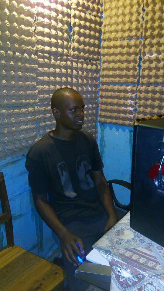 PopCityMusic's tweet photo. Eyes on the price @Producer_Icy https://t.co/i6JM5rKWHp