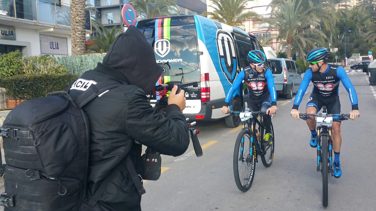 Making-of @PMRARacingTeam con <a href="/colomacarlos/">carlos coloma</a> &amp; <a href="/CatrielSoto/">Catriel Andrés Soto</a> by #Black&amp;Rad