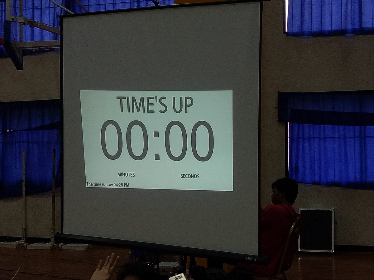 [THE END HARI PERTAMA TROFI 2017]

Berakhirnya waktu pengerjaan soal SOSHUM , rangkaian acara TROFI 2017 hari ini telah berakhir.#BeTheBest