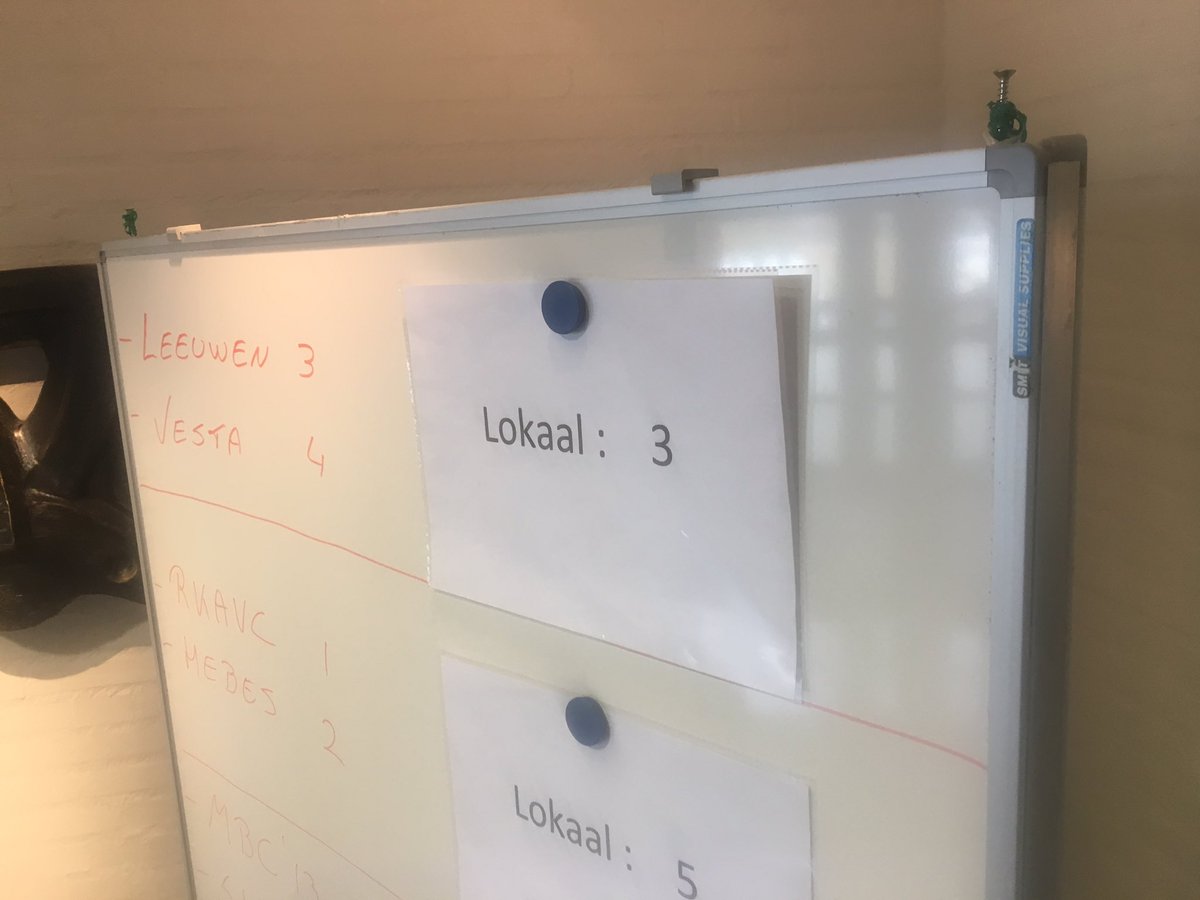 smit_robert's tweet image. Zaalcompetitie. #Smit Visual whiteborden kom je overal tegen