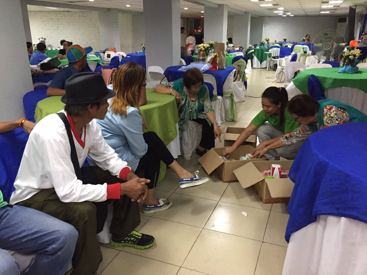 ZeroWastePH's tweet photo. Free medical consultation &amp; medicines are also available in partnership with QC Medical Society #WasteWorkersAppreciationDay #ZeroWasteMonth https://t.co/Klnl7peAHR