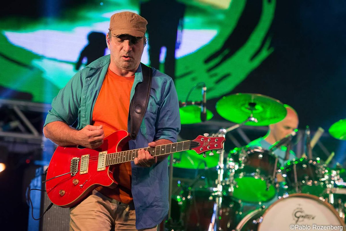 PabloRozenberg's tweet photo. Hace instantes gran show de Las Pelotas en Puerto Madryn! @ric_sastre @munimadryn @MonicaRafael10 @laspelotasweb https://t.co/ldqPgpIsVZ