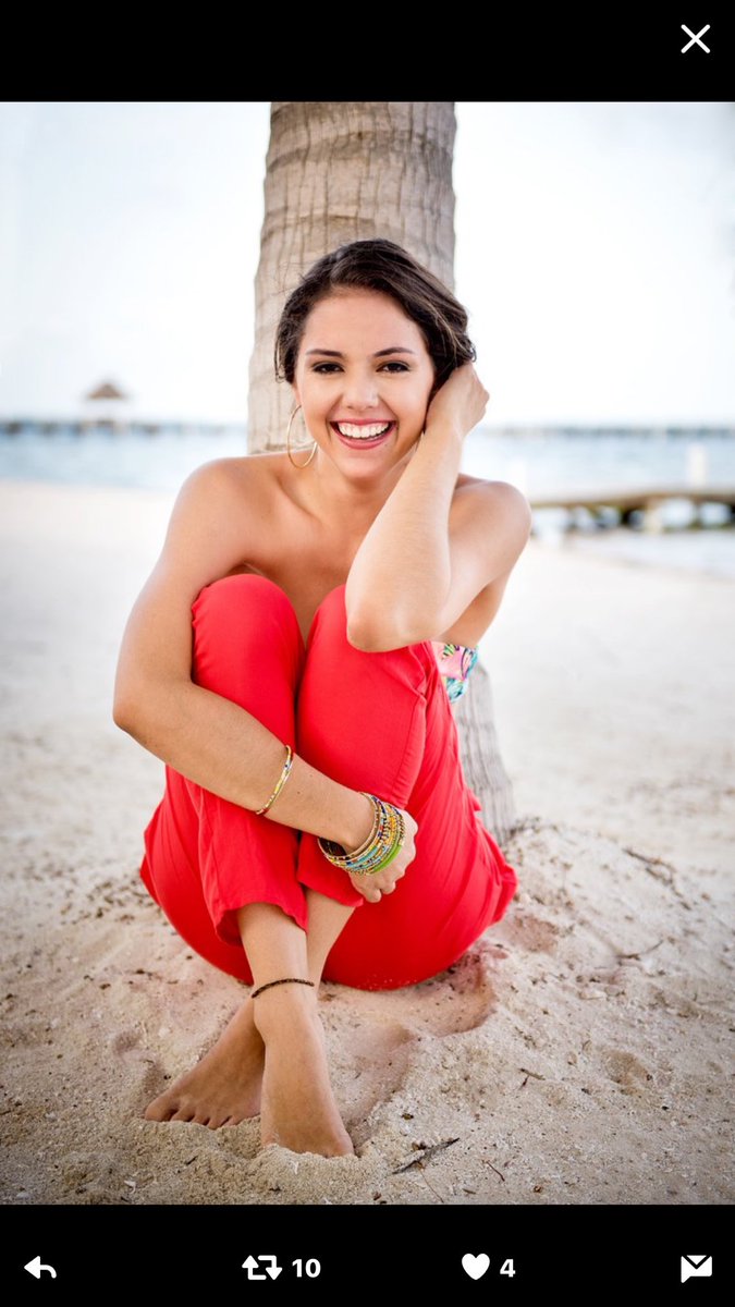 dezi101's tweet photo. #MissUniverse #Belize https://t.co/xL1GCkilJt