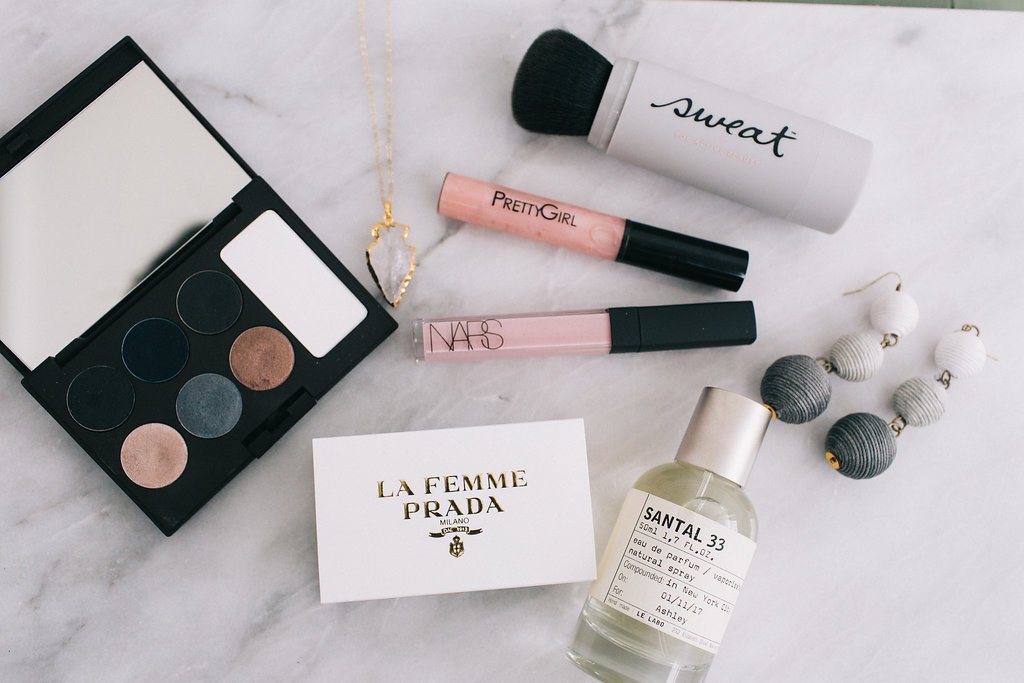 TwoPeasinaPrada's tweet photo. Loving this new palette from @LauraMercier and @Influenster #stampandset #Contest https://t.co/sYNU0HTrZr