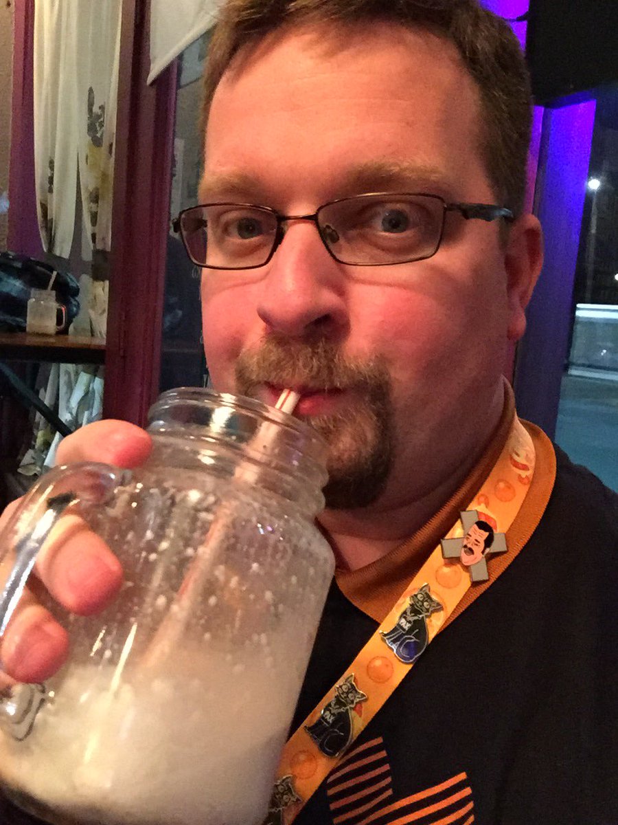 gmsilrn's tweet photo. @PP_AfterDark The Boozy Milkshake Quincy Margarita was too good, almost forgot the picture #margaritaquest #PAXsouth2017 #exlusivo https://t.co/dAGpzT0sGo