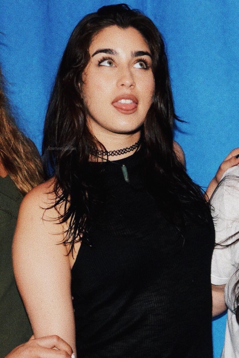 ㅤㅤ (@iaurenarchive) on Twitter photo 