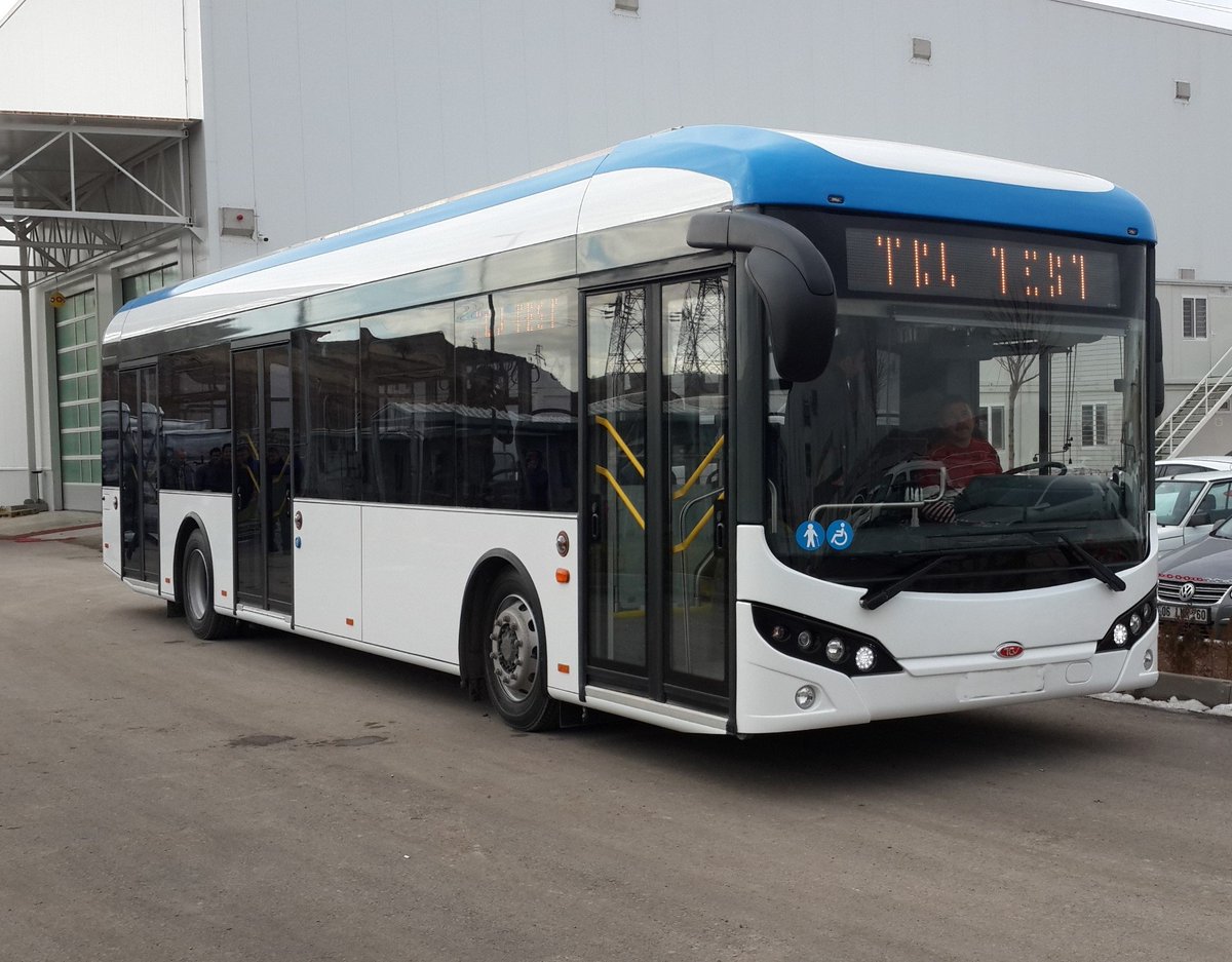 izmirbld's tweet photo. İzmir’in elektrikli filosu yola çıkıyor. 20 adet “tam dolu elektrikli otobüs” Şubat ayının ortalarında İzmir'de. https://t.co/cRuw2kz7Tw https://t.co/a9TgAAES6w