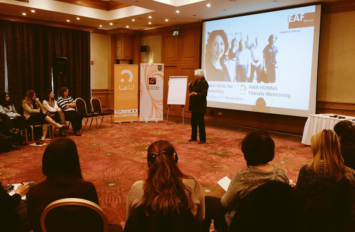 ANAHUNNAJordan's tweet photo. #HappeningNow Basic Skills for Mentoring Training #ANAHUNNA #female #mentoring #Jordan https://t.co/B6fgg1W9gG