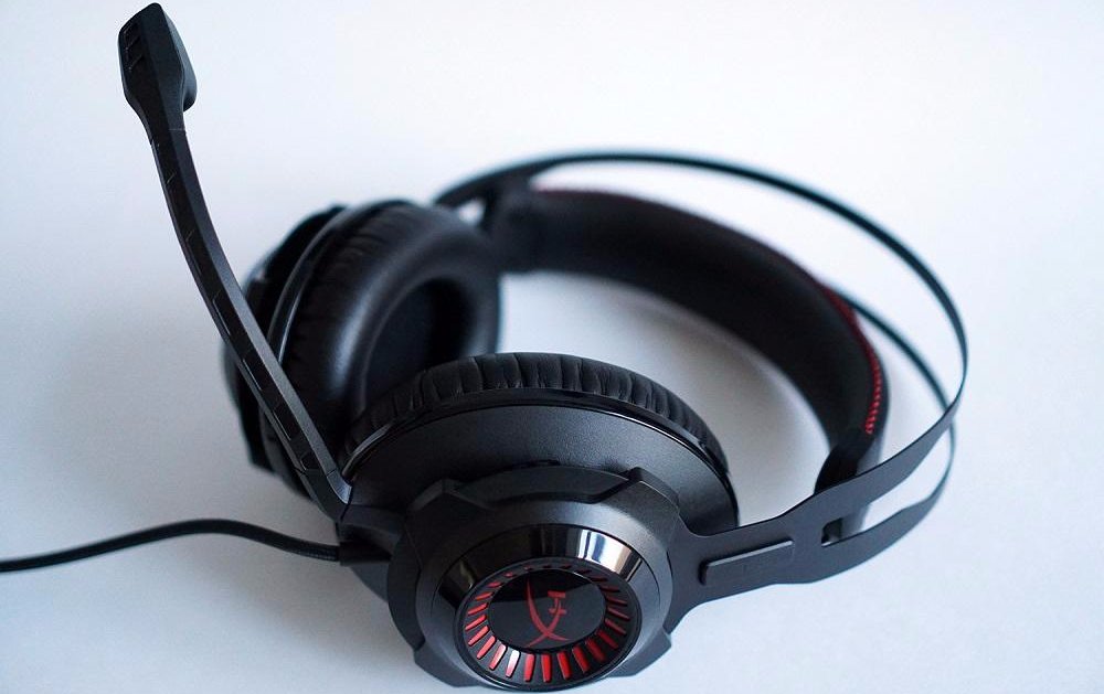 HyperXRu's tweet photo. Получите превосходство над соперниками с гарнитурой HyperX Cloud Revolver
Подробнее: https://t.co/SpIycjPMYY
#HyperXProduct #HyperXRevolver https://t.co/pdiSZh5LDm