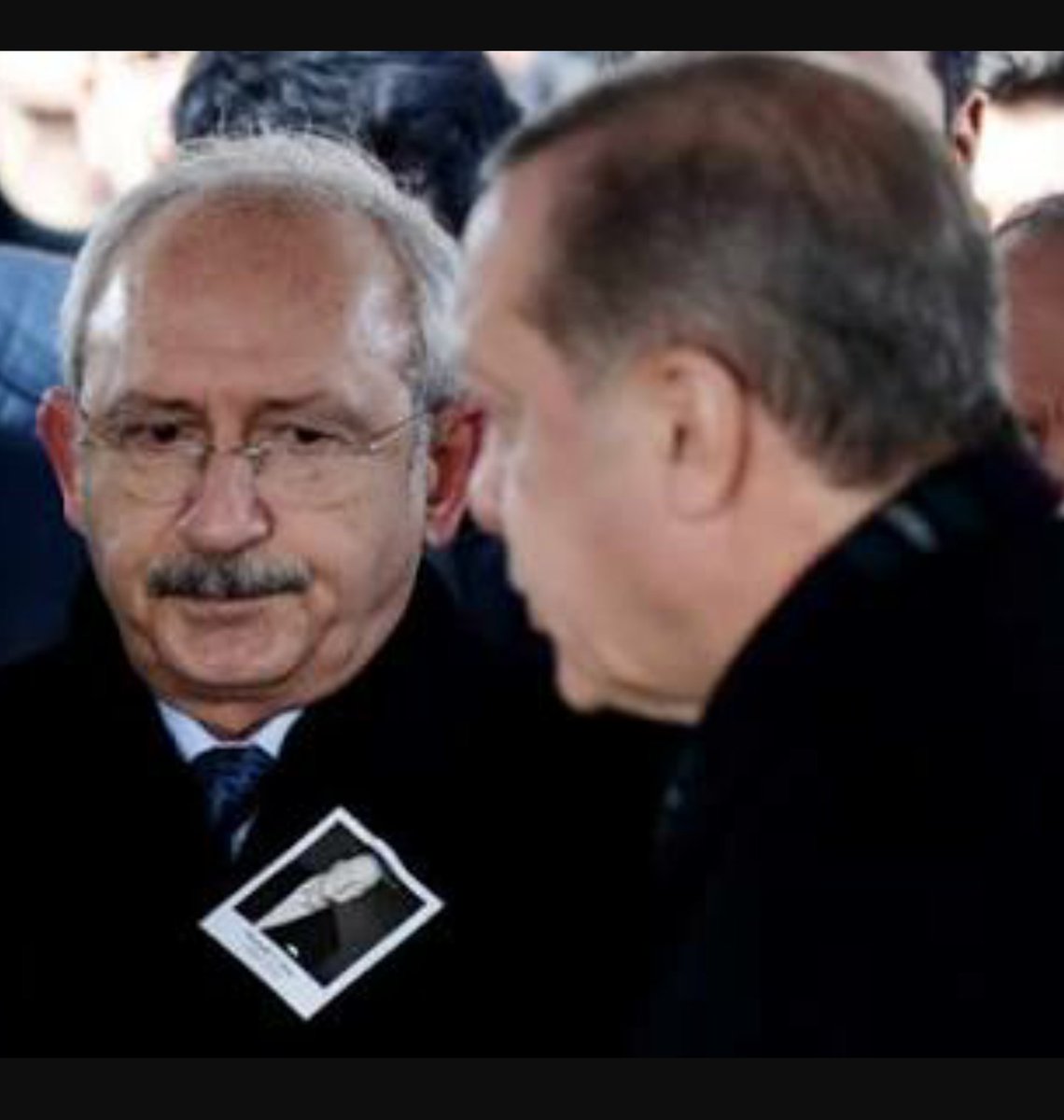oyerdeyimben's tweet photo. Adam vardır devlete memlekete millete mal olmuştur.
Adam vardır devlete memlekete millete rağmen MAL olmuştur https://t.co/K3iUj2boX3