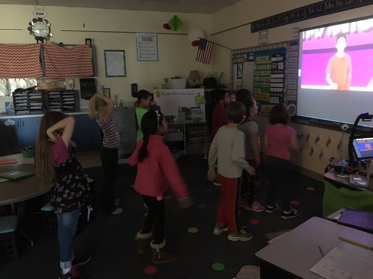 sarahrvogt's tweet photo. Yesterday was our first go at Activity Works! Active kids, active minds #placetobe373 #activityworks #activeksschools https://t.co/6tGkHB1W0O