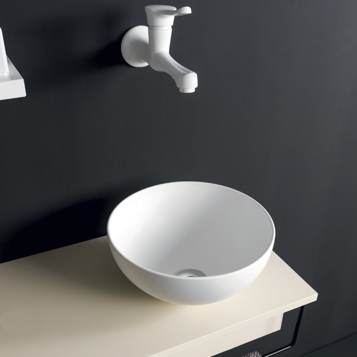 xilonsrl's tweet photo. Orbix, il nuovo lavabo d'appoggio in Ocritech finitura Bianco Opaco compatibile con tutti gli elementi d'arredo della collezione Block. https://t.co/OvuMYdGQcH