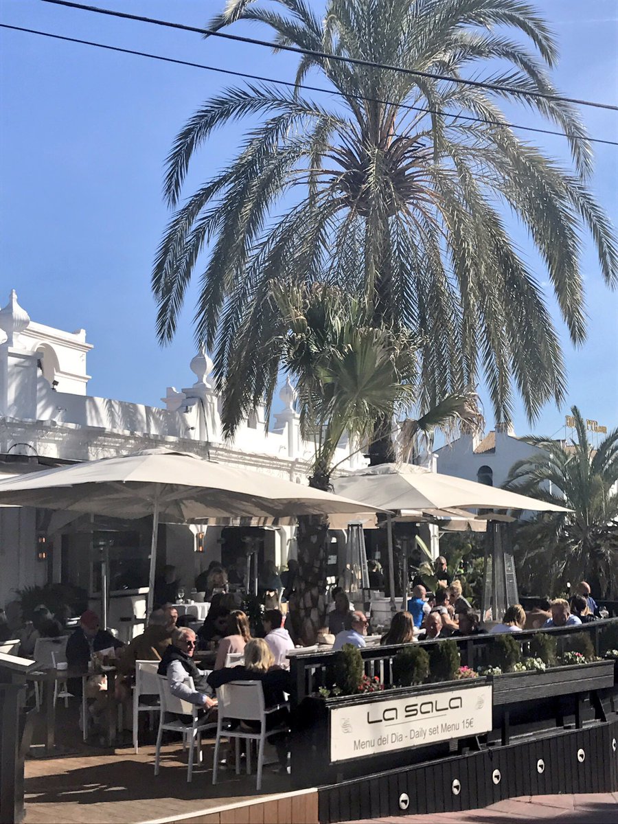 Sometimes working a weekend isn't so bad ☀️<a href="/LaSalaBanus/">La Sala</a> #puertobanus