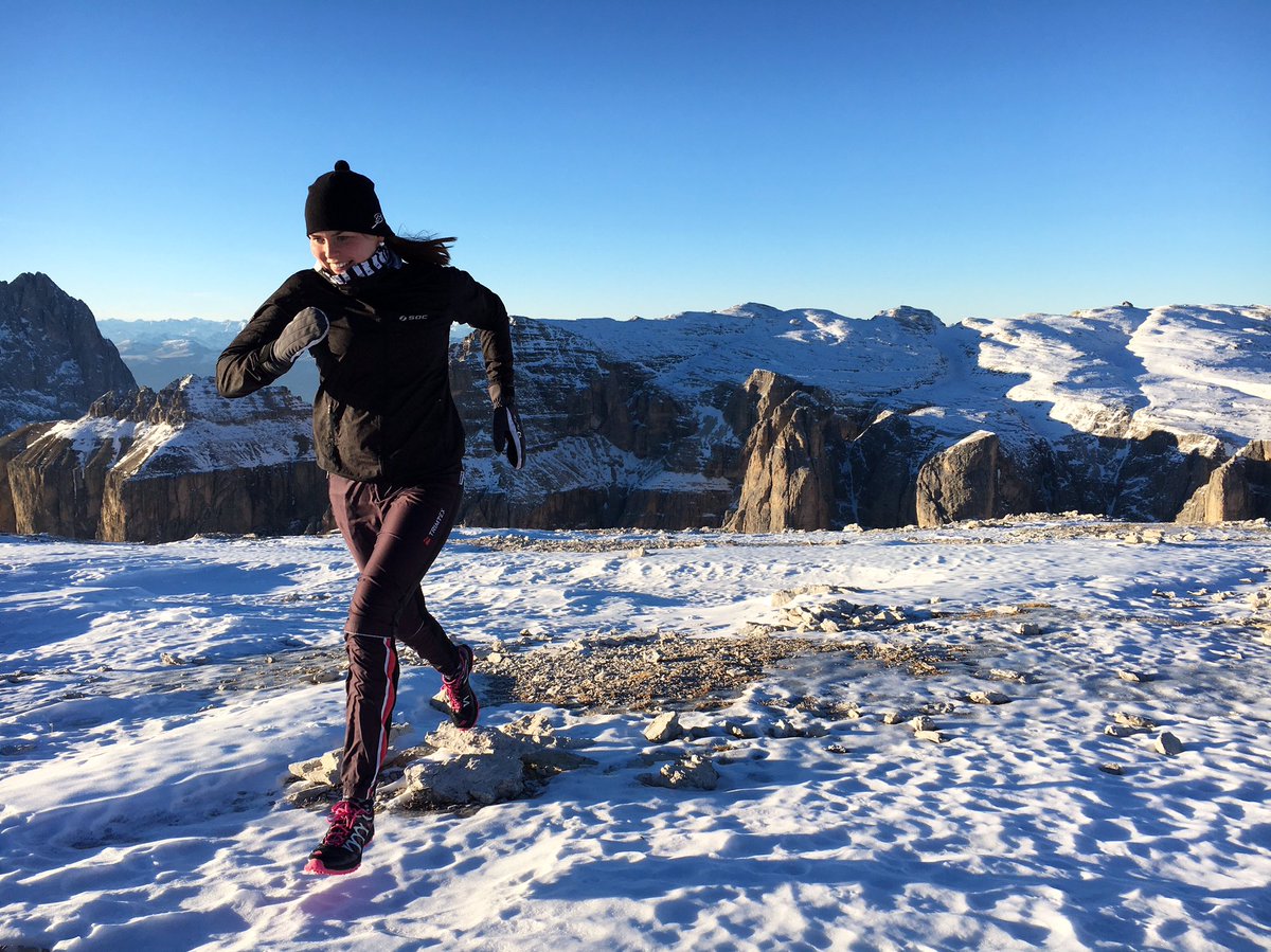 Hymy huulilla lenkille; mukavaa loppu viikonloppua kaikille! #sarva #sarvaxero