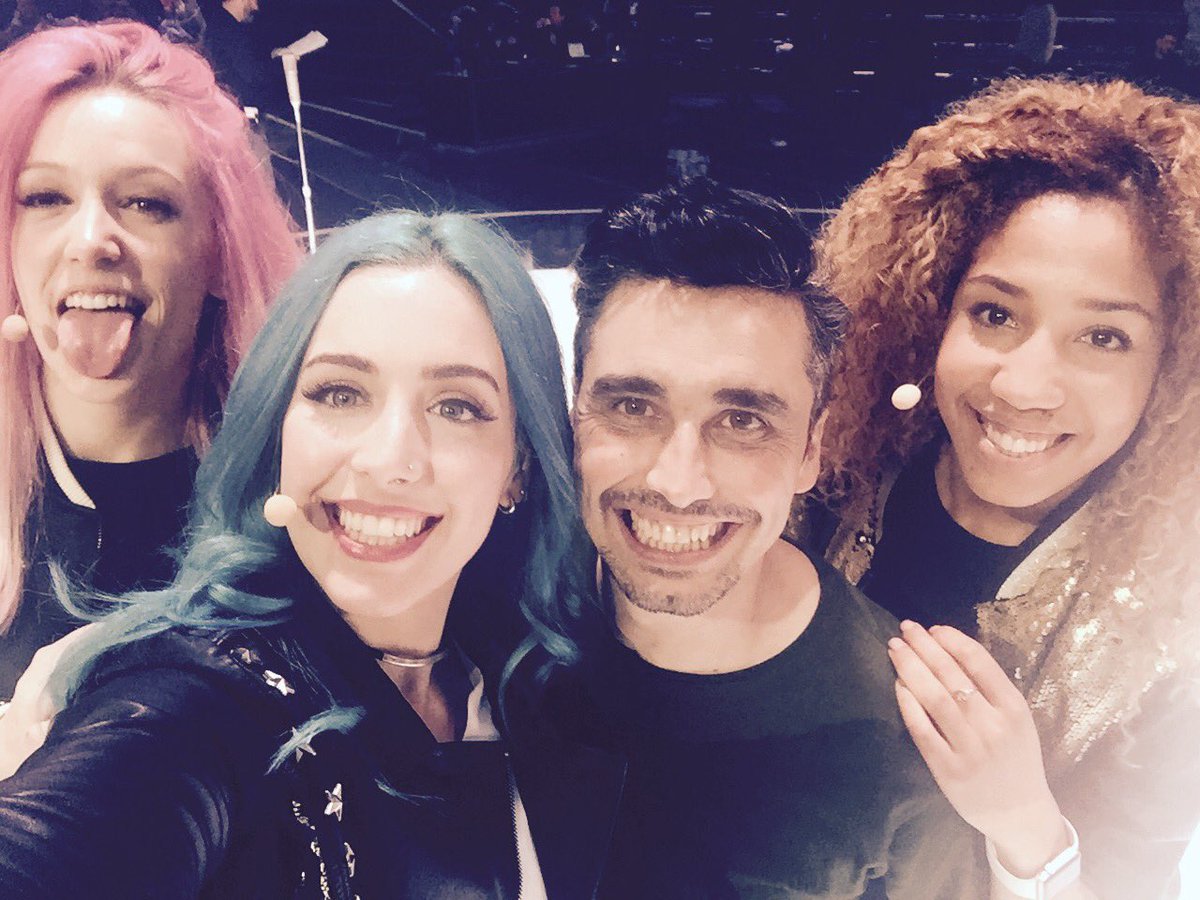 SweetCalifornia's tweet photo. ¡Sorpresa!

La semana que viene estaremos en @TuCaraMSuena ayudando a @cancorodriguez !

No os lo perdáis!!

@antena3com https://t.co/lLMQg8hEAI