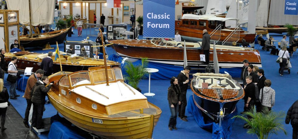 nonstopboot's tweet image. Nicht verpassen: maritime Versteigerung im #ClassicForum heute 11:00 Uhr in #Halle14 bit.ly/bootMaritimeSc… #boot2017