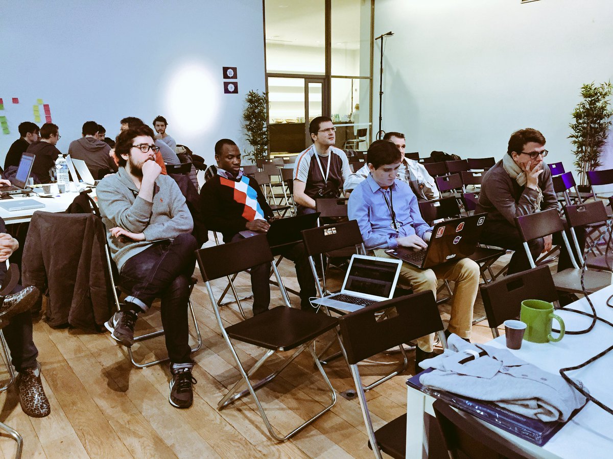 foxyaura's tweet image. Cours particuliers #predictivefactory #keepcalmandcode #bot @RecastAI @pedward_lieb