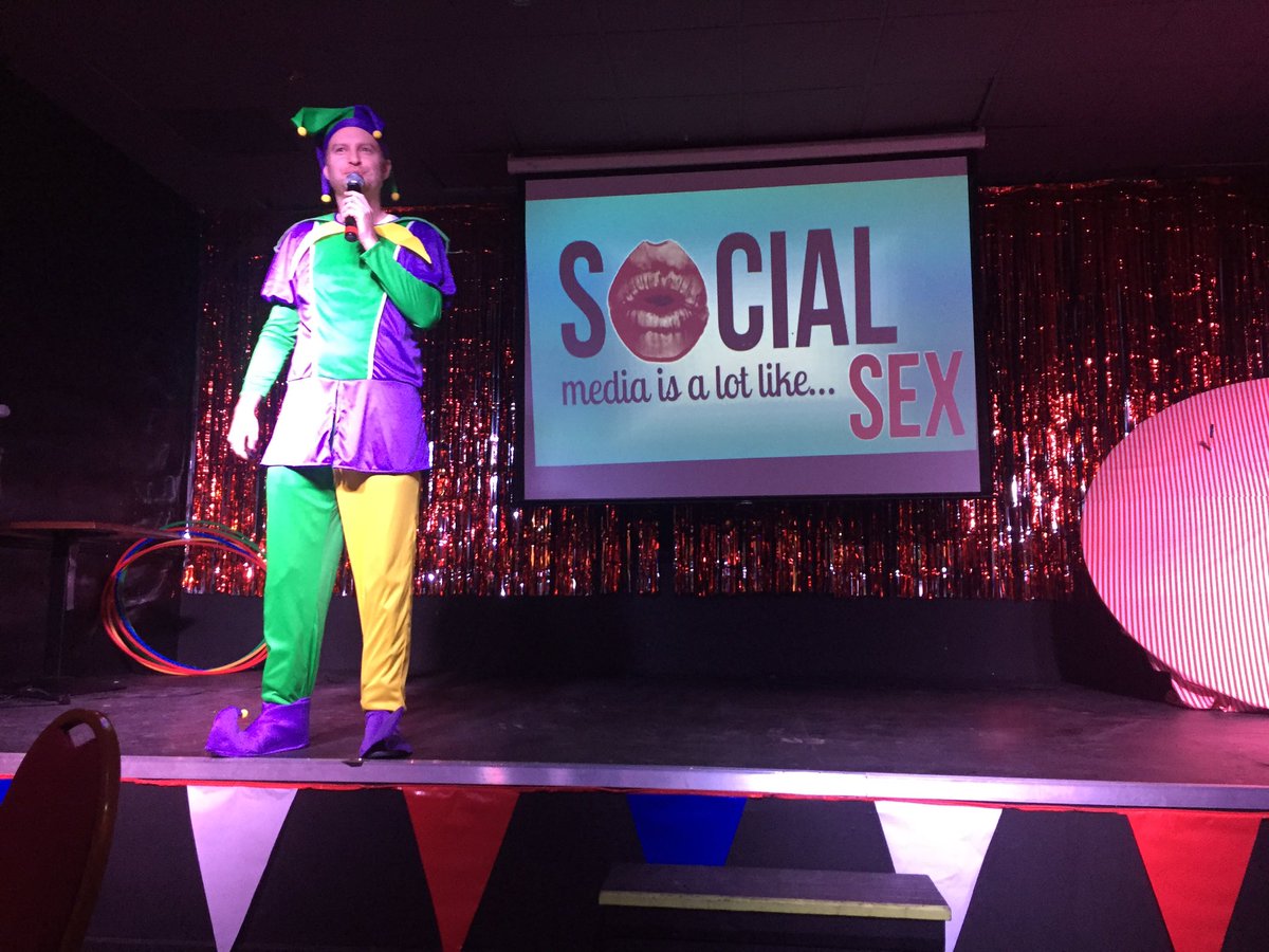 PaulOMahony's tweet image. It&apos;s official!! I get paid to be a clown!! Not the career move I was expecting!!! #FridayFeeling