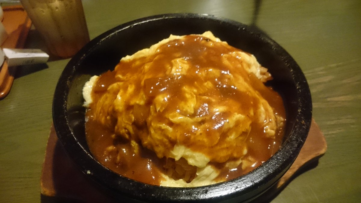 FIkunobu's tweet photo. メルスでオムライスなう～！ https://t.co/FnQULSfhIr