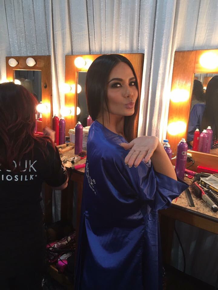 Nimble_Kanyanat's tweet photo. Thailand Fighting !!! #MissUniverse #Thailand https://t.co/FBfl9TqLOh
