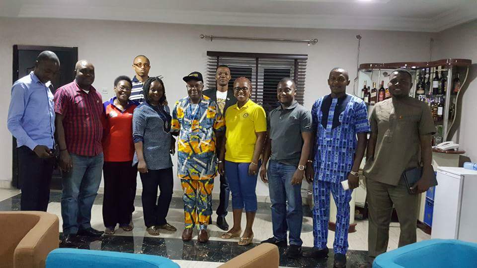 RotaryD9142's tweet photo. Members of the pioneer D9142 Public Image Committee with DGE Emman on arrival at Owerri for their maiden meeting.
#ActionTeam #Rotary https://t.co/eXLPAJUmLw