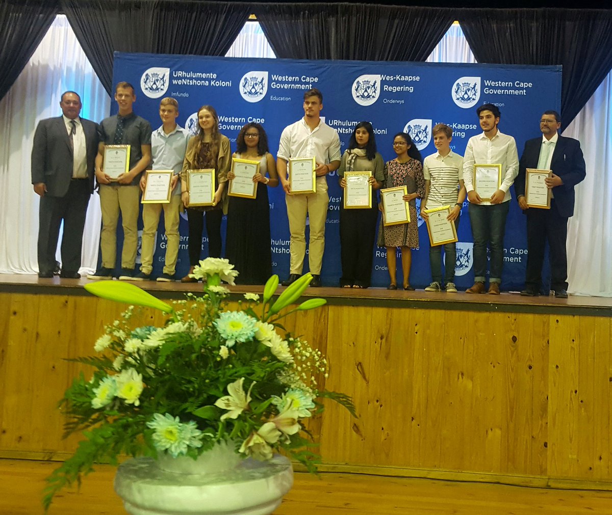 JayParbhoo's tweet photo. Wonderful occasion in Metro South of @WCEDnews as they celebrate their top schools and learners in #NSC2016 #matric exams. https://t.co/SD1wFhhlmz