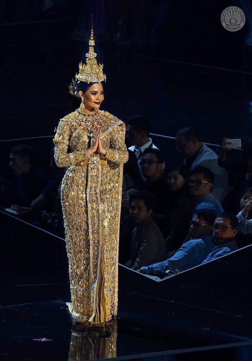 bamchokchai4's tweet photo. สวยอย่างไทย #MissUniverse #Thailand https://t.co/yECJYCMsBY