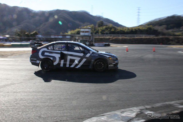 responsejp's tweet photo. 0-100km/hを2秒台を目指すモンスターマシン…ラリークロス仕様のWRX STI
https://t.co/OWll6Y94w0

#モータースポーツ #レース #motorsport #wrxsti https://t.co/ojXswsL48S