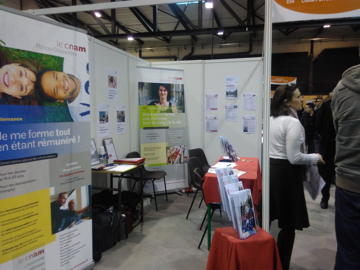 CnamPCH's tweet photo. #Cofem présentation Ecole Vaucanson.fr @CnamPCH 
2 Licences dédiées #BacPro ! 
👉#Management 
👉Sciences #Ingenieur 
 https://t.co/azJ5vAF1zB https://t.co/eLSH0PZL8d