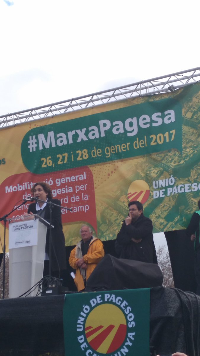 uniopagesos's tweet photo. Ada Colau: Us necessitem pagesos i pageses de Catalunya #marxapagesa  #28G https://t.co/6876FH9TTW