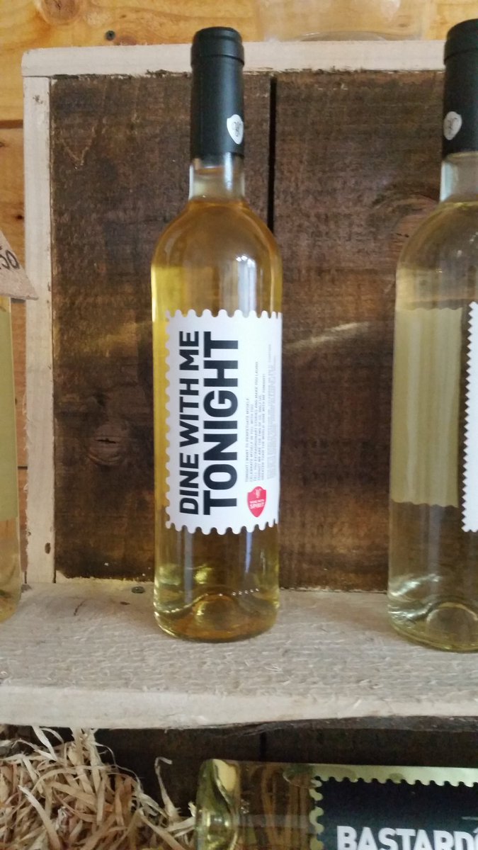 RuralTaste's tweet photo. Where you see an end, I see the beginning of a New Story...
#dinewithmetonight  #drywine 
#greenwine #winelovers https://t.co/S1EHrX3ugl