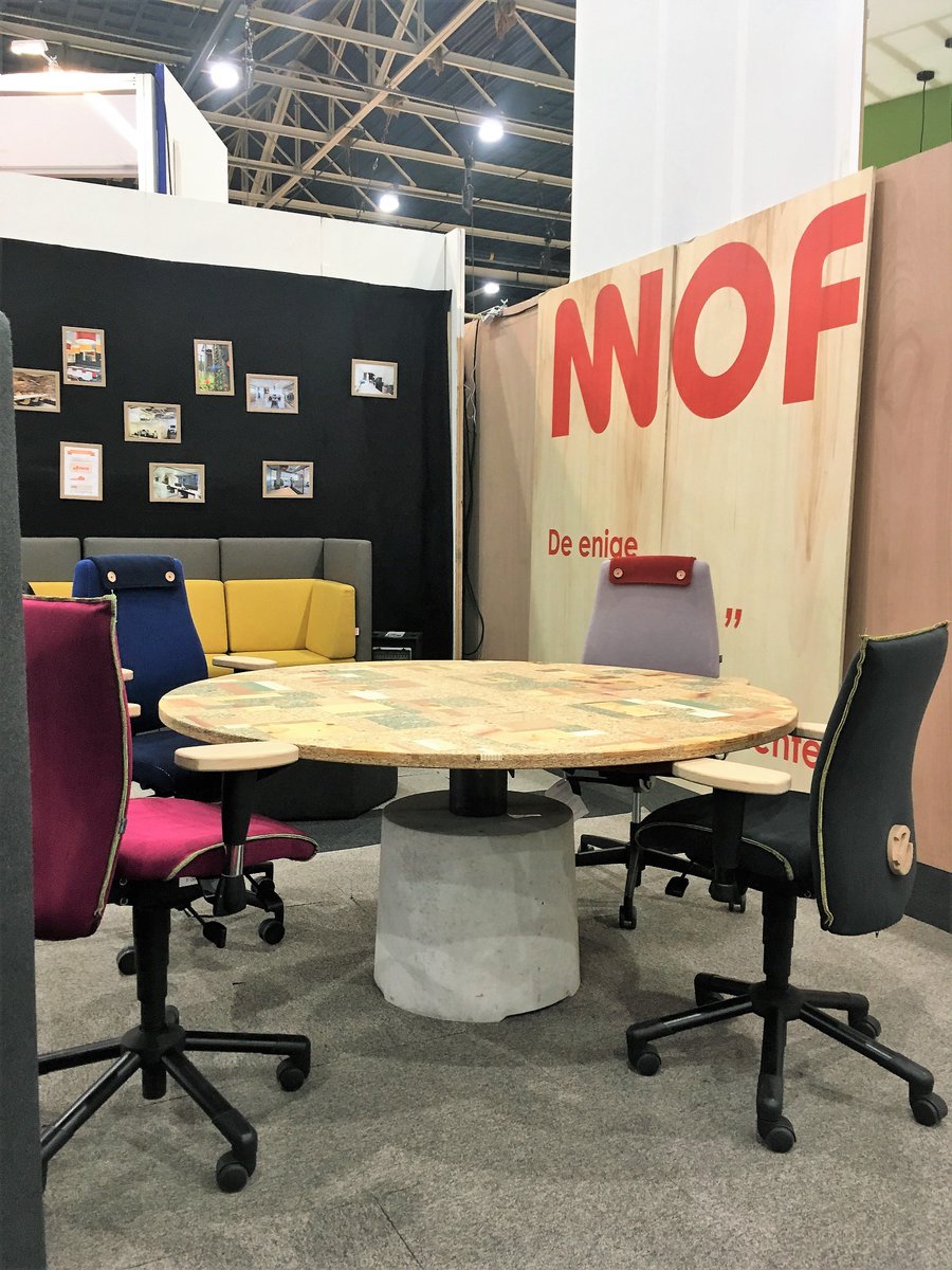 Weder by Velto Upcyclede bureaustoelen op de Vakbeurs Facilitair vorige week. Mooie samenwerking  <a href="/WederNU/">Weder</a> <a href="/VeltoInterstuhl/">Velto Interstuhl</a> @JoustraHerstof
