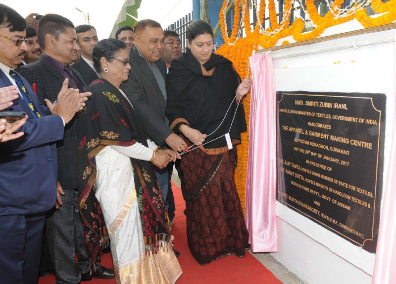 Ministry of Information and Broadcasting on Twitter "Union Minister