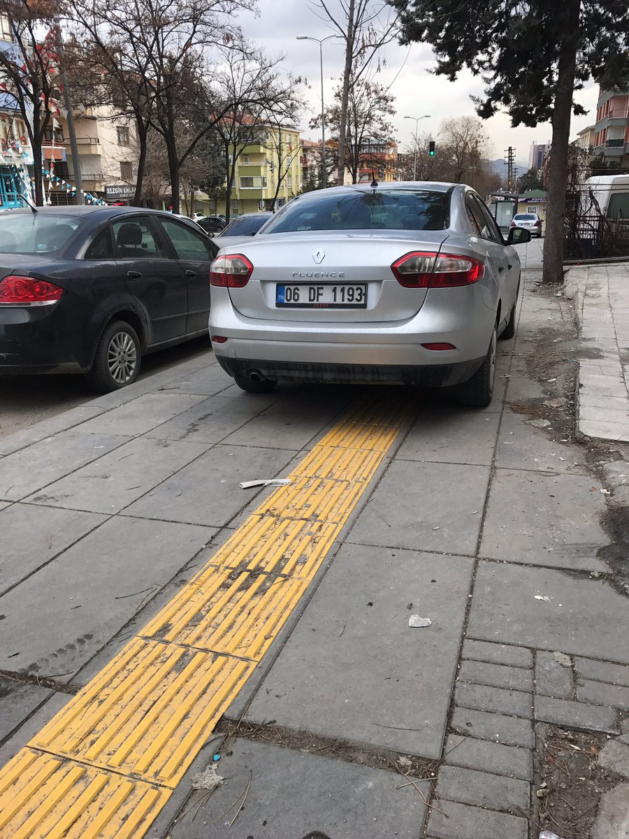 <a href="/ankara_cevirme/">Ankara Trafik Radar</a> <a href="/ankaradacevirme/">Ankara Çevirme Radar</a> etlikte insanların hiç saygısı kalmamış hem kaldırım hem engelli yolu yazık