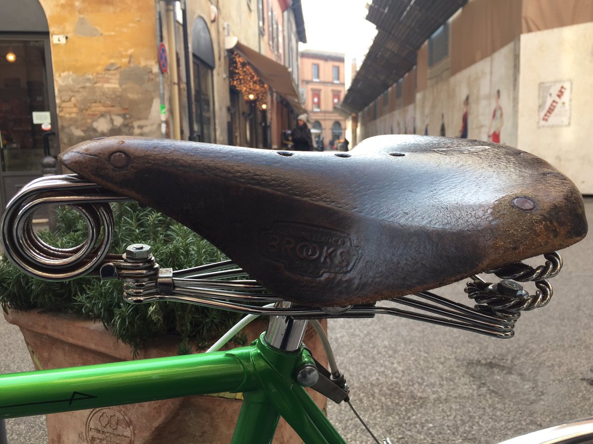 walnut_green's tweet photo. #comfortable https://t.co/eYlh1jwPzS