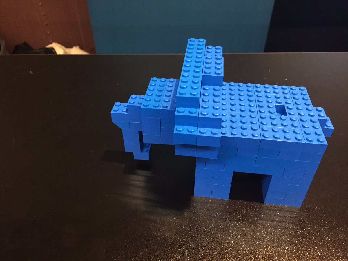 continuousphp's tweet photo. Help @fowbi to win an elePHPant and a @continuousphp subscription by retweeting his build #phpbnl17 https://t.co/bcgmjXmsqS
