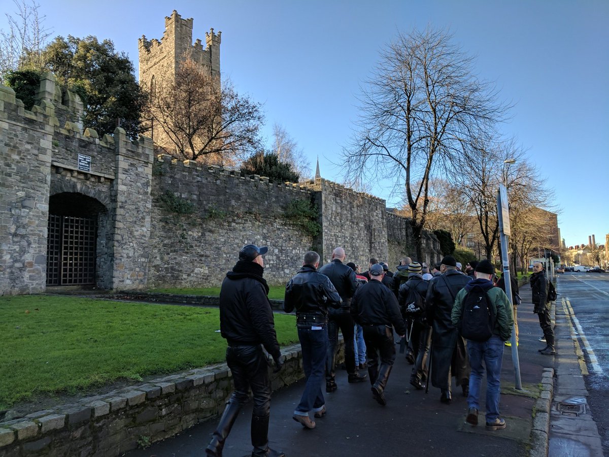 BristolUniform's tweet image. Spotted on the streets of #Dublin - a pack of  Greater Leathered Men #hot&amp;amp;horny sight! @leatherpridedub
