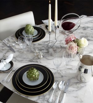 HarlequinLDN's tweet photo. We used #Legle's Limoges porcelain to create this contemporary table setting:https://t.co/oaJkHbyBT9 #placesetting https://t.co/Ic2IjUzmtQ