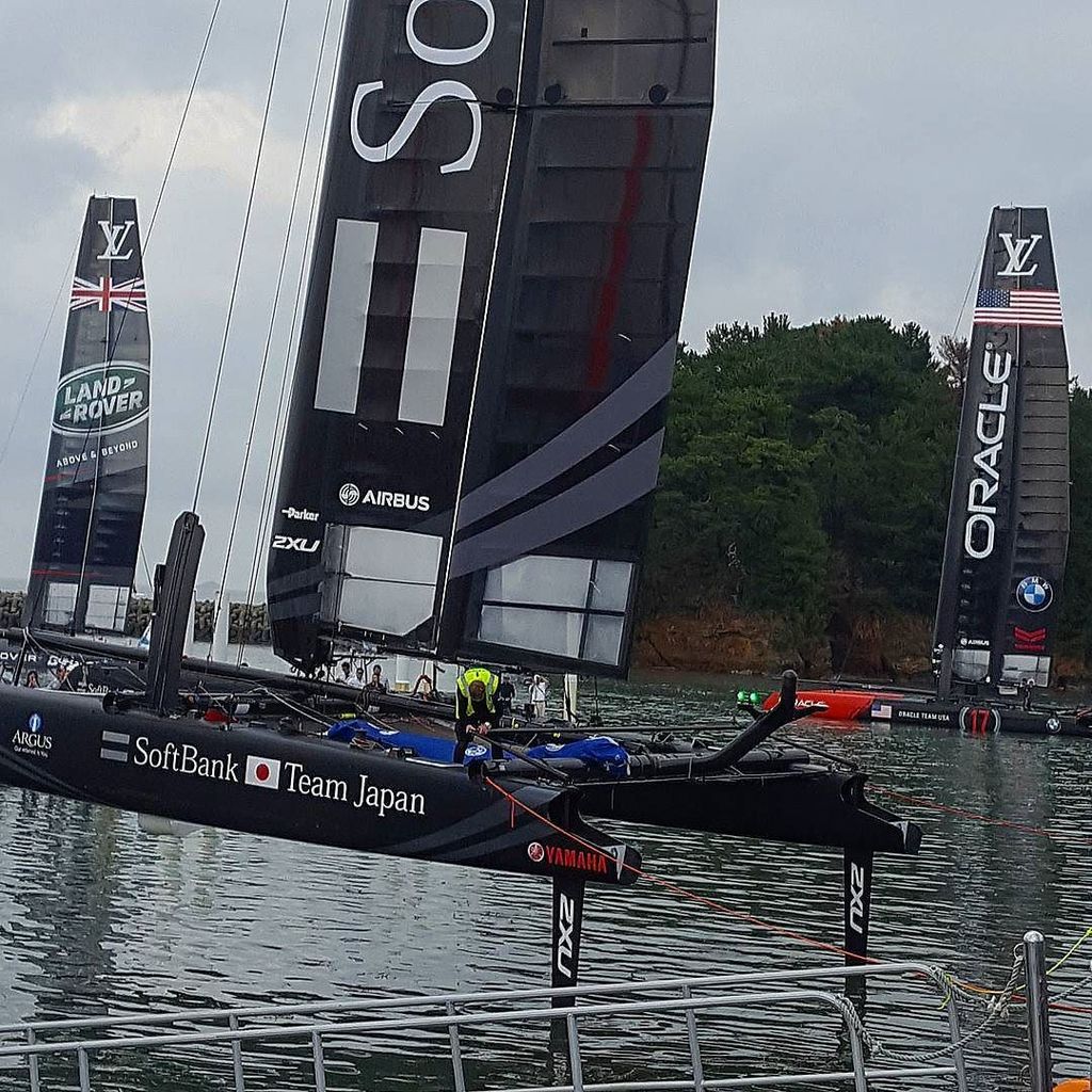 4enoshima's tweet photo. #americascup #lvac #lvacwsfukuoka #sailing⛵️ #sailing #softbankteamjapan #bringthecuphome … https://t.co/6hTny7Y0BT https://t.co/waTCwhAPZe