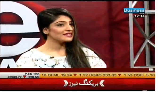 futuredottv's tweet photo. Watch #eFlash with host #FarrahKhan
Web Streaming : https://t.co/Rq2HiMMnmF https://t.co/VDg4YA3kvP