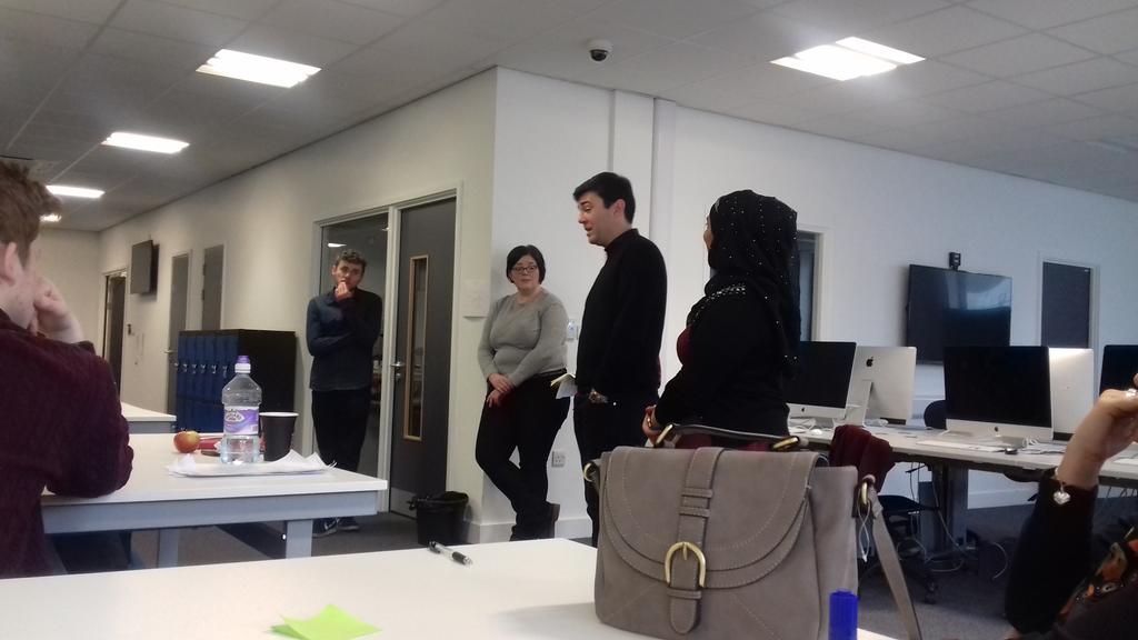 angiemc_rys's tweet photo. @andyburnhammp answering qns from #youth about issues affecting them #OurManifesto @RochdaleYouthie #youthvoice #GMDevolution #RBYC #GMYA https://t.co/Q1Etn6Tuzp