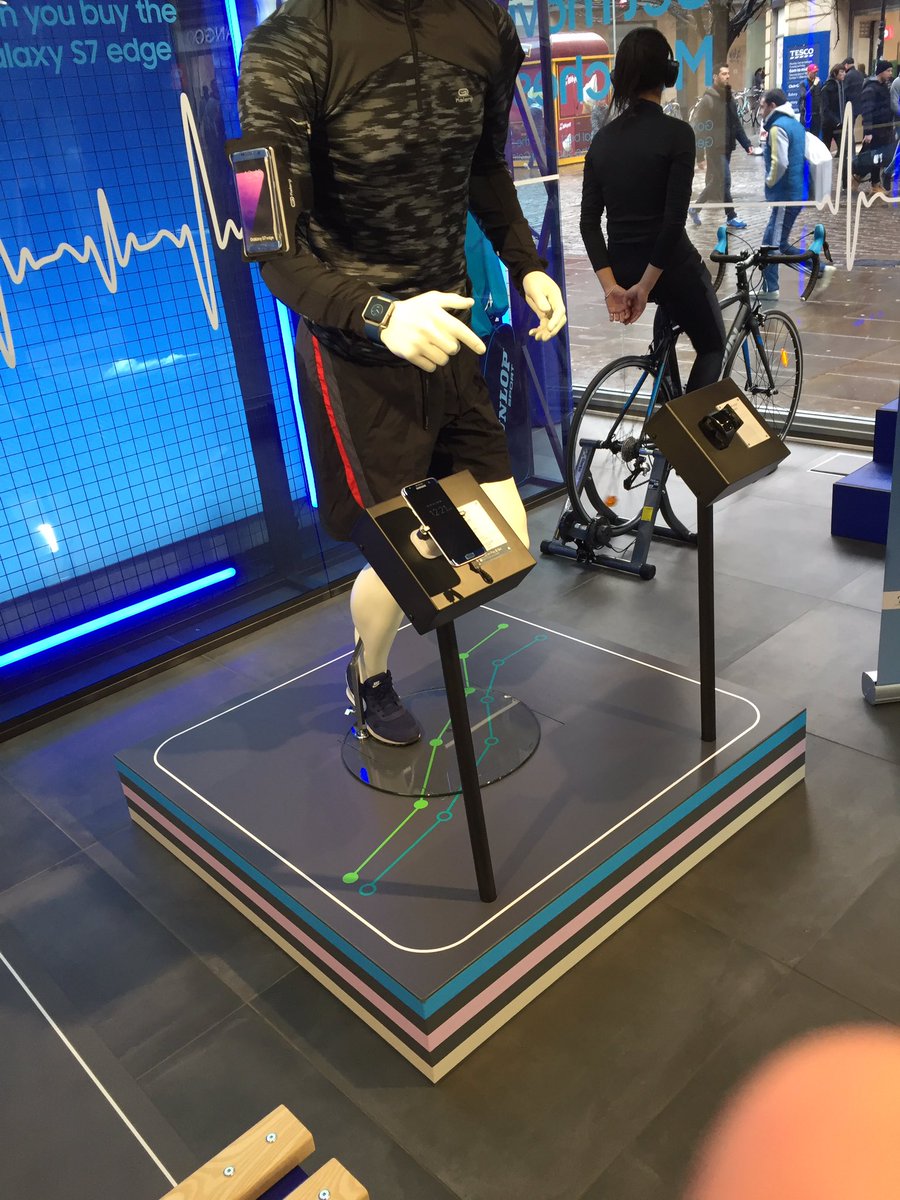 peteguru_o2's tweet image. Lots of fitness tech gear and apps in store @O2MarketSt #o2manchestermarketst