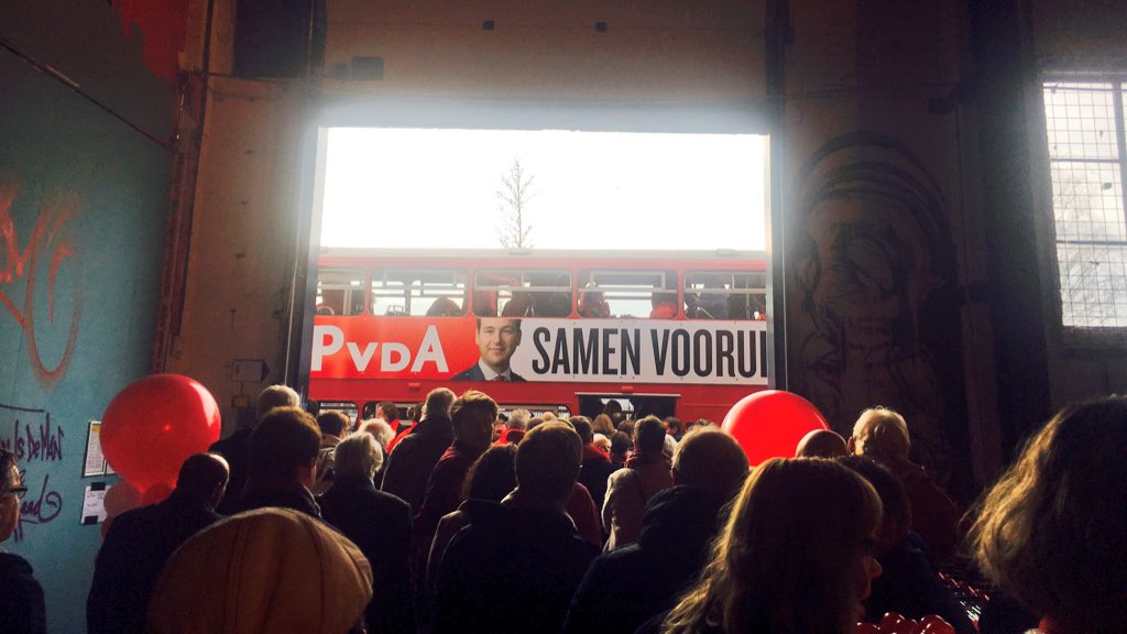 “Campagne aftrap in NUtrecht <a href="/HesterAssen/">HesterAssen</a>: Plaatje hoor, nu #samenvooruit #TK2017 ”