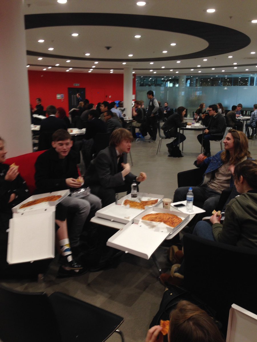 bgs_debate's tweet photo. Lunch break after a belated start at Manchester Schools. A strong start for BGS- all teams have potential to break! #Yorkshirerepresent https://t.co/0itQDeqMDg