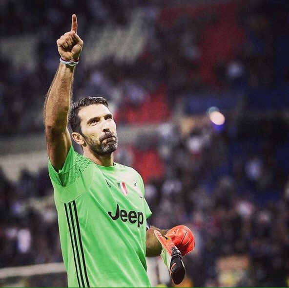 Happy birthday to one of the greatest goalkeepers of all time, Gianluigi Buffon. He turns 39 today. 