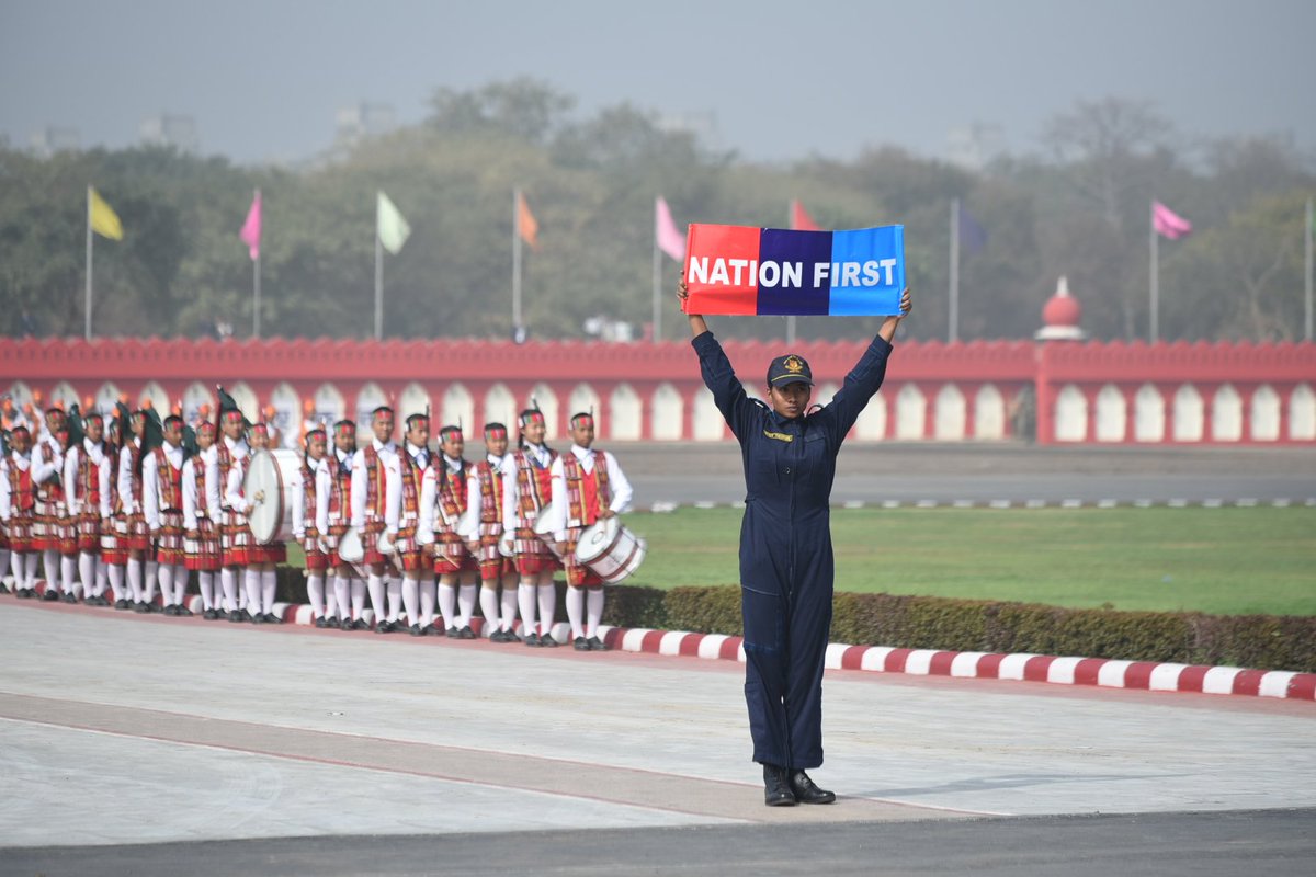 narendramodi tweet picture