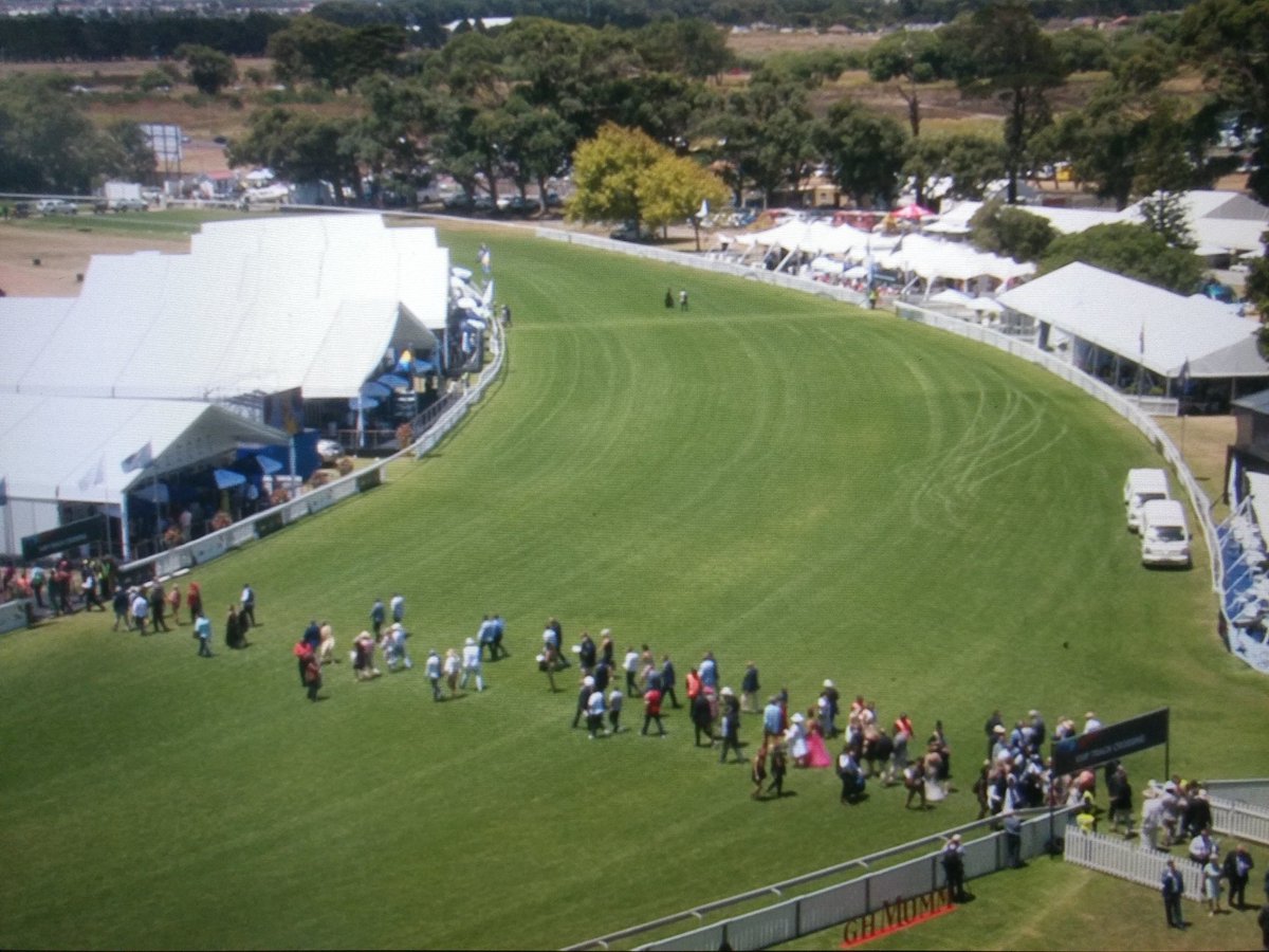 antonpretorius's tweet image. Sun MET in Slaapstad.