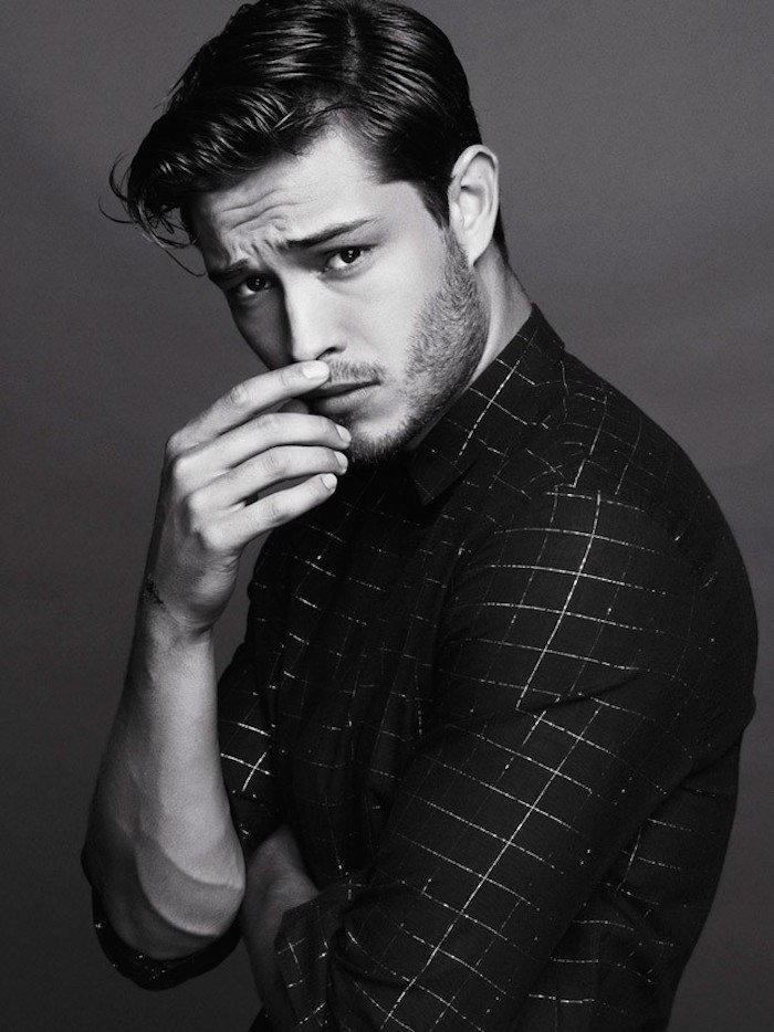 _19AnsPlusTard's tweet photo. Lewis Jordan
17 ans
Bi
7e année
Serpentard
Protecteur/Jaloux/Possessif 
Francisco Lachowski
@Lewis_Jordanrpg https://t.co/gsxv1pHiTA